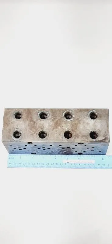 Unknown 111 Hydraulic Manifold 4-Station 
