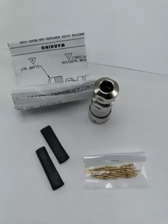 NEW Allen-Bradley 2090-MPFC-S Feedback Connector Kit 