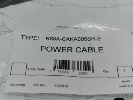 NEW OMRON R88A-CAKA005SR-E Servo Power Cable 