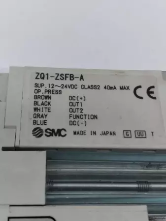 SMC ZQ1101U-K15LO-FBG-33-Q Compact Vacuum Generator Ejector Pump TESTED 