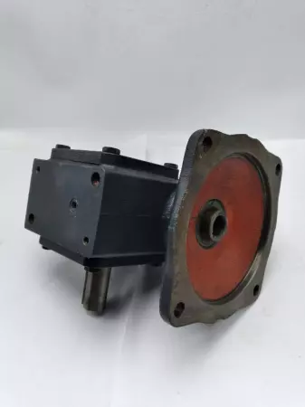  Hub City 0221-15138 Right Angle Gear Reducer 30:1 Ratio 