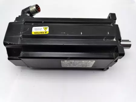 Allen-Bradley MPL-B4540F-SJ74AA SER.A Inverter Duty AC Servo Motor, 3.5 HP 