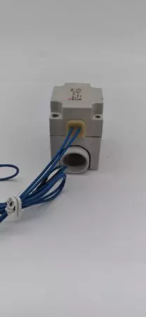  SMC VQ31M1-1G-C12 Solenoid Valve TESTED 