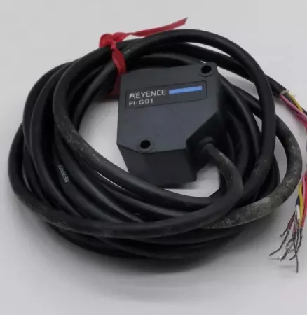 Keyence PI-G01 Photoelectric Luster Recognition Sensor W/Mounting 