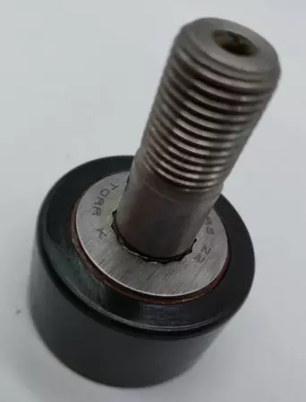 NEW TORRINGTON CRS-22 CAM FOLLOWER SEALED NEEDLE ROLLER 1-3/8