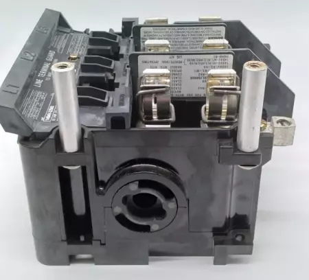  ALLEN BRADLEY 1494V-DS60 & 1494V-FS60 DISCONNECT SWITCH W/ TRAILER FUSE BLO