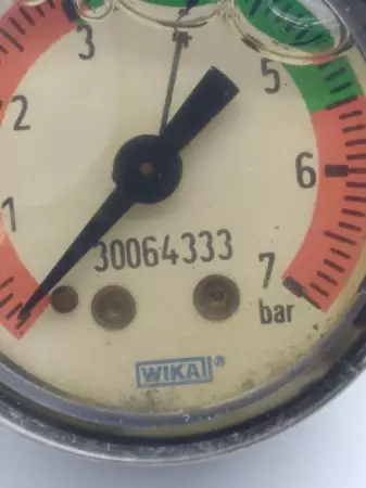  Wika 30064333 Oil Filled Pressure Gauge 0-7 Bar 