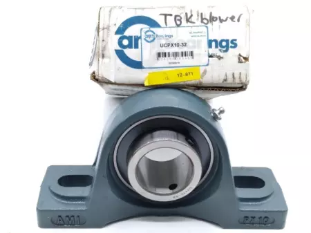 NEW AMI UCX10-32 Flange Mounted Bearing 1-7/8