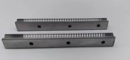 NEW Hiwin BM-6952483-R01 Linear Motion Guide Lot of 2
