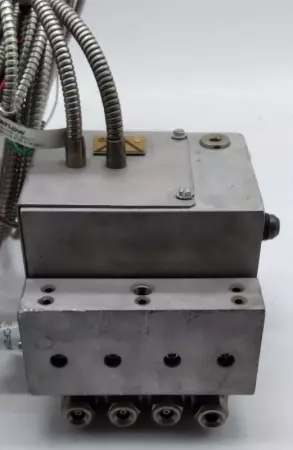 Nordson 755497A Hot Melt Glue Applicator System, 4-Valves 
