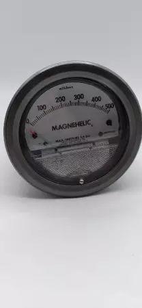  Dwyer 2000-500MBAR-MP Magnehelic Differental Pressure Gauge 0-500mBar 