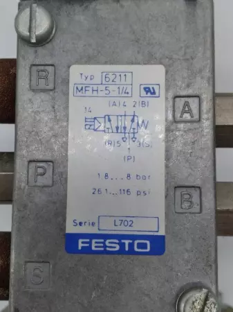 Eckventil 109914 Pneumatic Vacuum Assembly, Festo Valve and Cylinder 