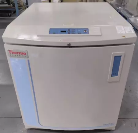 Thermo Scientific 7404 Liquid Nitrogen Storage System 