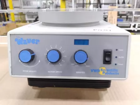 VWR Scientific Products 57018-850 Rotatory Mixer/Shaker TESTED 