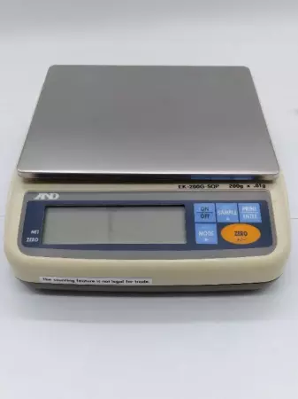 A&D Co. EK-200G-SQP Portable Balance 200g - 0.1g Precision 