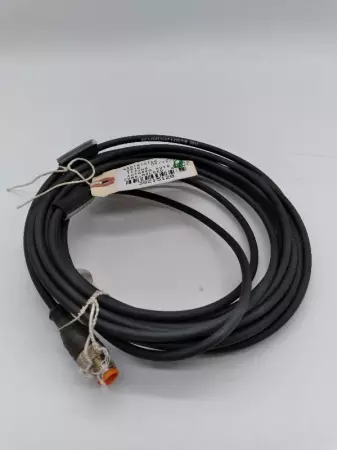  Guard Master RST-4-RKWT/LED-P-4-225/5M M12 Plug Cordset Male Straight to Female
