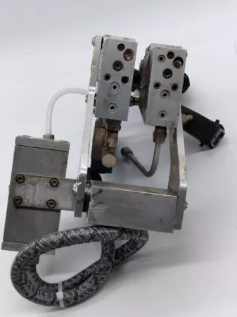 Meltex EP 34-1S Hot Melt Double Applicator Head 