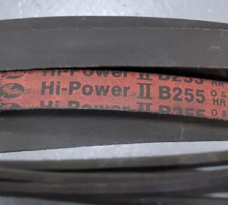 NEW Gates B255 Hi-Power II V-Belt 255