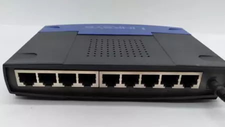  Linksys EZXS88W 8-Port 10/100 Workgroup Ethernet Switch 