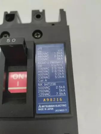 Mitsubishi Electric NF50-CP No-Fuse Circuit Breaker 600VAC 50Amp 3-Pole 