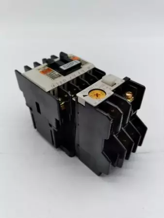  Fuji Electric SC-05 Contactor W/TR-ON/3 Thermal Overload Relay 