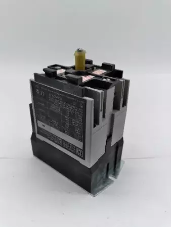  Square D 8501X040XTD1 Industrial Control Relay 600V AC/DC 20Amp (Knob Missing) 
