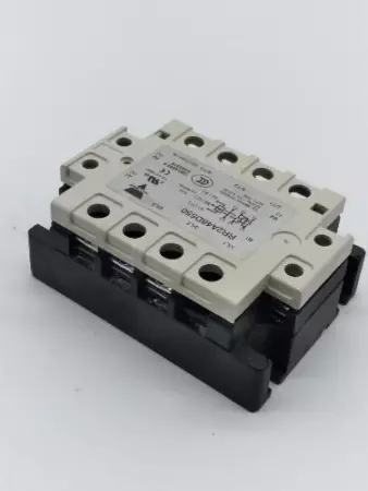  Carlo Gavazzi RR2A48D550 Motor Reversing Controller 