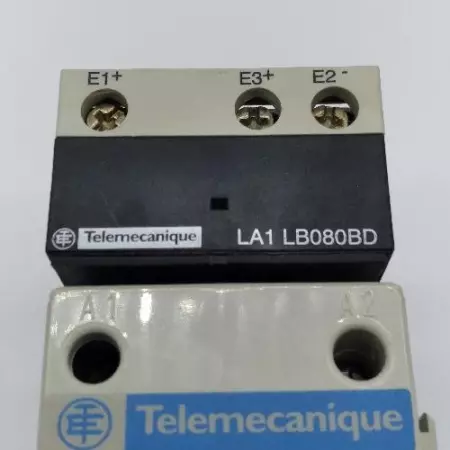  Telemecanique LB1-LB03P02 Starter W/LD1LB030BD Motor Controller and LA1LB080BD 