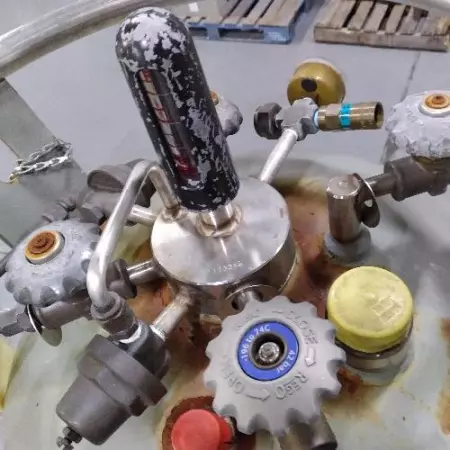 Union Carbide PGS-45 Liquid Nitrogen Tank 