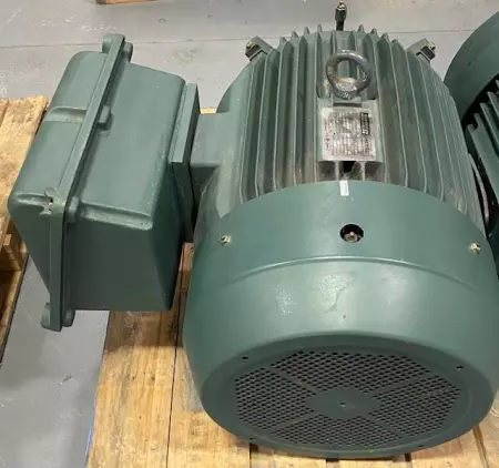 Reliance Electric M22G7473 Metre1 AC Motor 45kW/60HP 