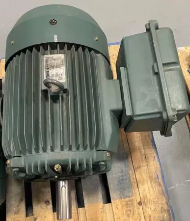 Reliance Electric M22G7473 Metre1 AC Motor 45kW/60HP 