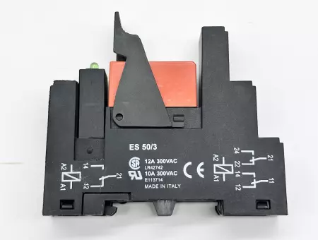 NEW SHRACK 165 05 RELAY ES 50/3 