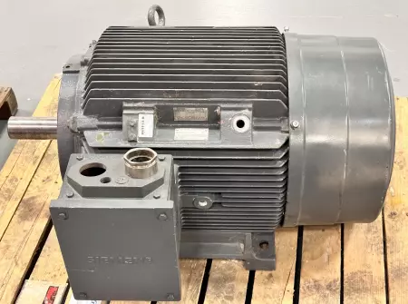 Siemens 253-2AB50-Z AC Motor 83HP 