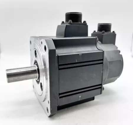 Mitsubishi Electric HC-SFE102 AC Servo Motor, 1kW TESTED 