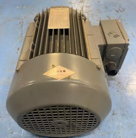 SEW DV100M8 3-Phase Asynchronous Motor 0.75kW 