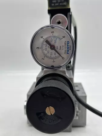Festo MFH-5/2-D-1-FR C Solenoid Valve Assy W/Pressure Regulator & Manifold 
