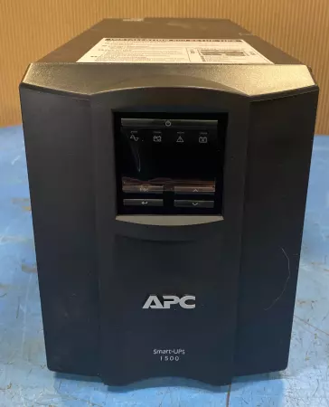 APC SMART-UPS 1500 Outlet Uninterruptable Power Supply 
