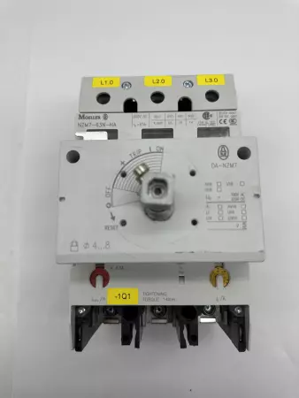 Moeller NZM7-63N-NA Circuit Breaker 600V 63Amp 3-Pole W/DA-NZM7 Rotary 