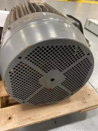 Toshiba 0304FTSA21A-P AC Motor, 30HP 22kW Frame 286T 