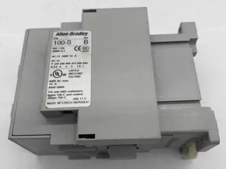 Allen-Bradley 100-C30EJ10 Contactor 600VAC 30Amp W/100-S Auxiliary Cont. 