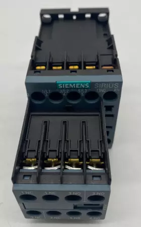 Siemens 3RT2015-1BB41 3-Pole Contactor 400V 7Amp W/3RH2911-1HA22 Aux. Cont. 