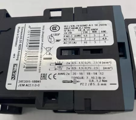 Siemens 3RT2015-1BB41 3-Pole Contactor 400V 7Amp W/3RH2911-1HA22 Aux. Cont. 