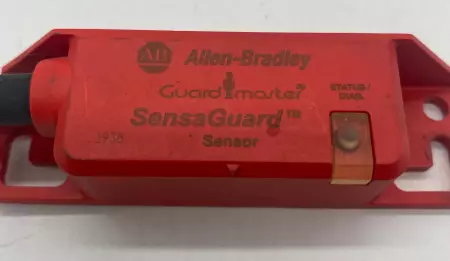  Allen-Bradley 440N-Z21SS2H SER.B SensaGuard™ Safety Switch Sensor TESTED 