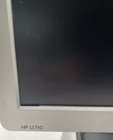 Hewlett-Packard L1710 LCD Display Monitor 17