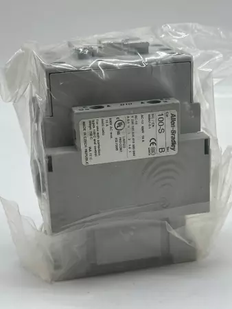 Allen-Bradley 100-C30EJ10 SER.C Contactor 24VDC 600V 30Amp 