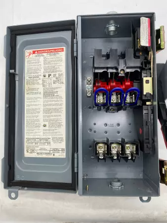 Square D H361AWKEI Heavy Duty Safety Switch 600VAC/DC 30Amp 