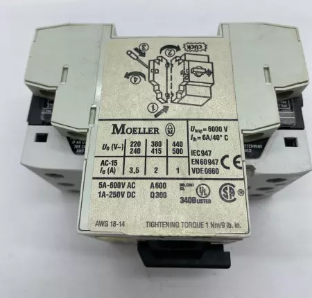 Moeller PKZMO-25 Motor Starter/Circuit Breaker 690VAC 250VDC 25Amp 3-Pole 