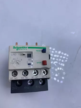  Schneider Electric LRD 12 Thermal Overload Relay 600V 5.5-8Amp 