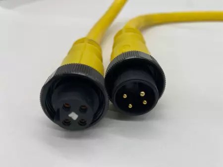 Allen-Bradley 889N-F4AFNU-3F SER. B 4 Pin DC Micro Straight Cordset Cable 