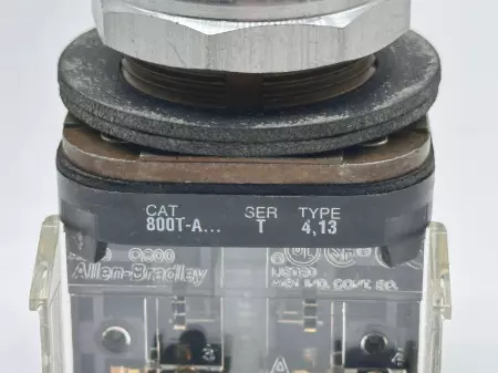 Allen-Bradley 800T-A Pushbutton 30.5mm Black Cap 